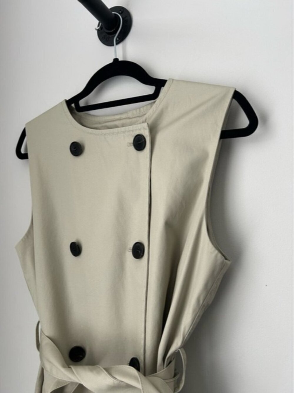 Tomboy Double Breasted Trench Vest - Picture 5 of 11